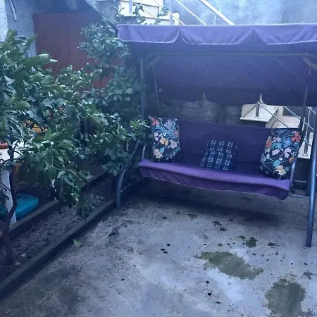 Comfy House 5 Minutes From City Center *